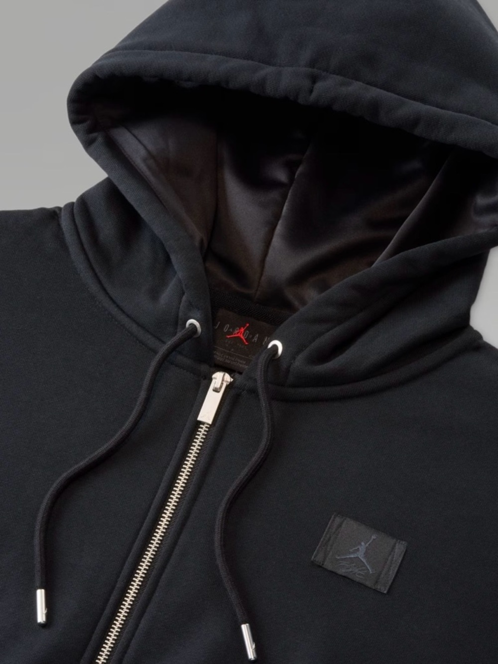 Jordan Flight Fleece
Women's Cropped Satin-Lined Hoodie